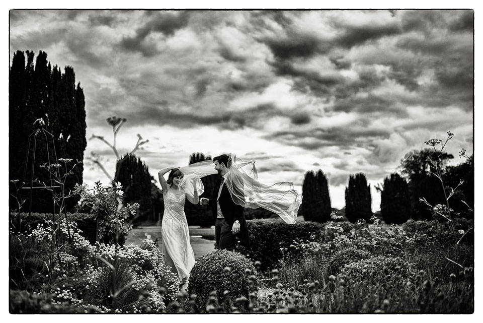 Reportage Style Wedding portraits by Cork based wedding photographer Philip Bourke